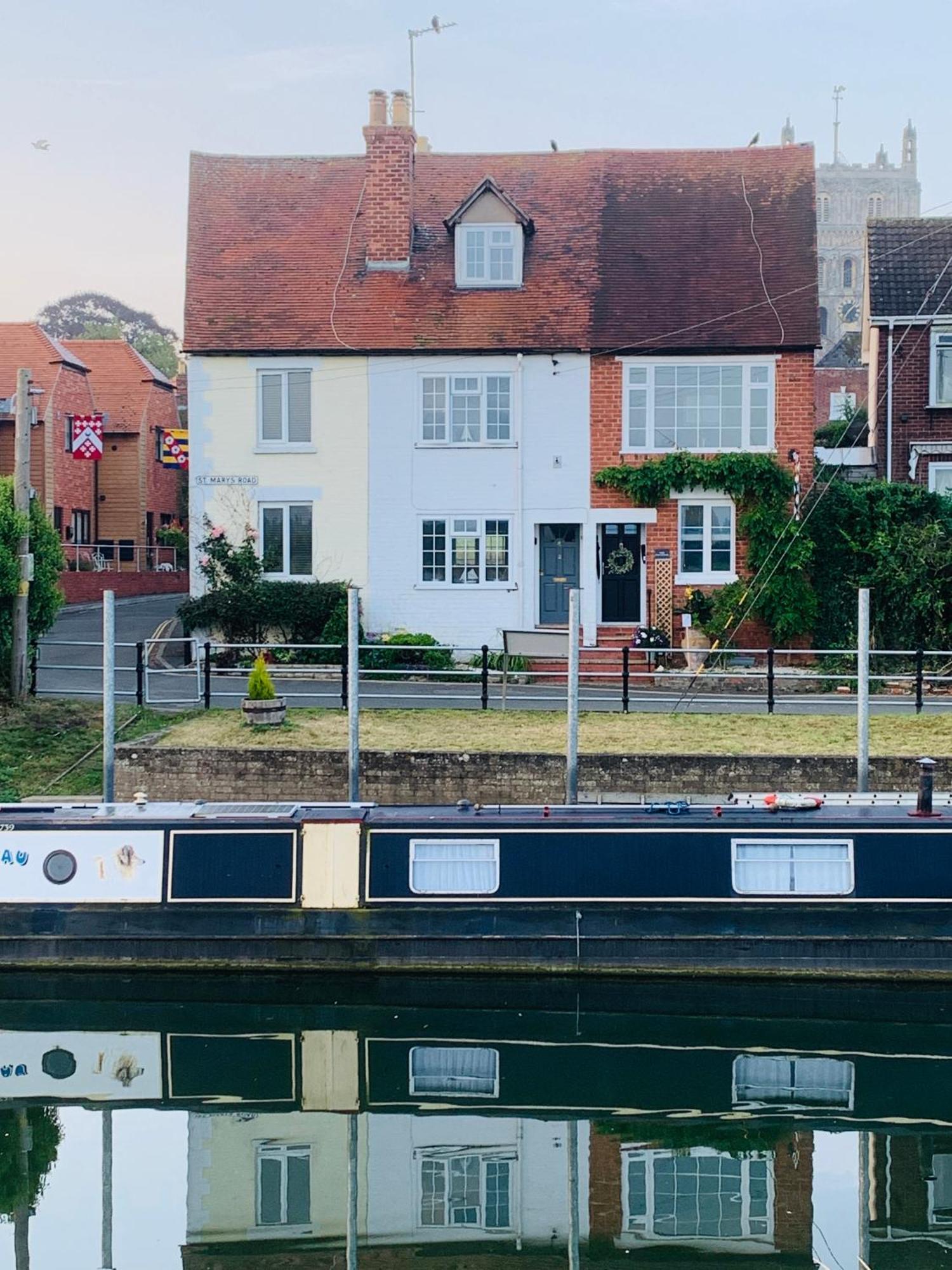 Riverside Cottage 툭스베리 외부 사진